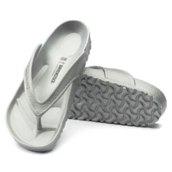 Birkenstock Honolulu Metallic Silver 11 Birkenstock Honolulu Metallic Silver -Trendy Steps Shop 1016348 sole