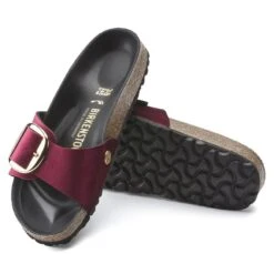 Birkenstock Madrid Big Buckle Rivet Logo Velvet -Trendy Steps Shop 1020153 sole
