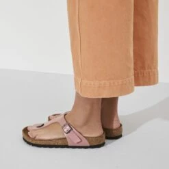 Birkenstock Gizeh Birko-Flor 14 Birkenstock Gizeh Birko-Flor -Trendy Steps Shop 1023186 f closeup f