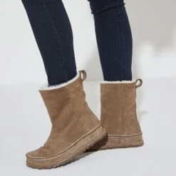 Birkenstock Lahti Suede Leather 21 Birkenstock Lahti Suede Leather -Trendy Steps Shop 1023609 f closeup f