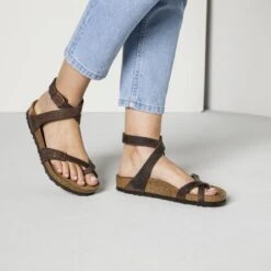 Birkenstock Yara Oiled Leather Habana 14 Birkenstock Yara Oiled Leather Habana -Trendy Steps Shop 13391 f closeup f